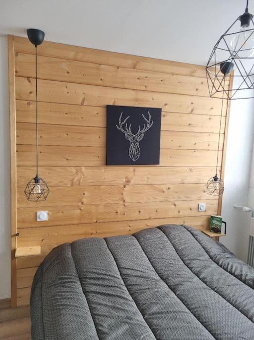 Appartement Tres Lumineux Egat Luaran gambar